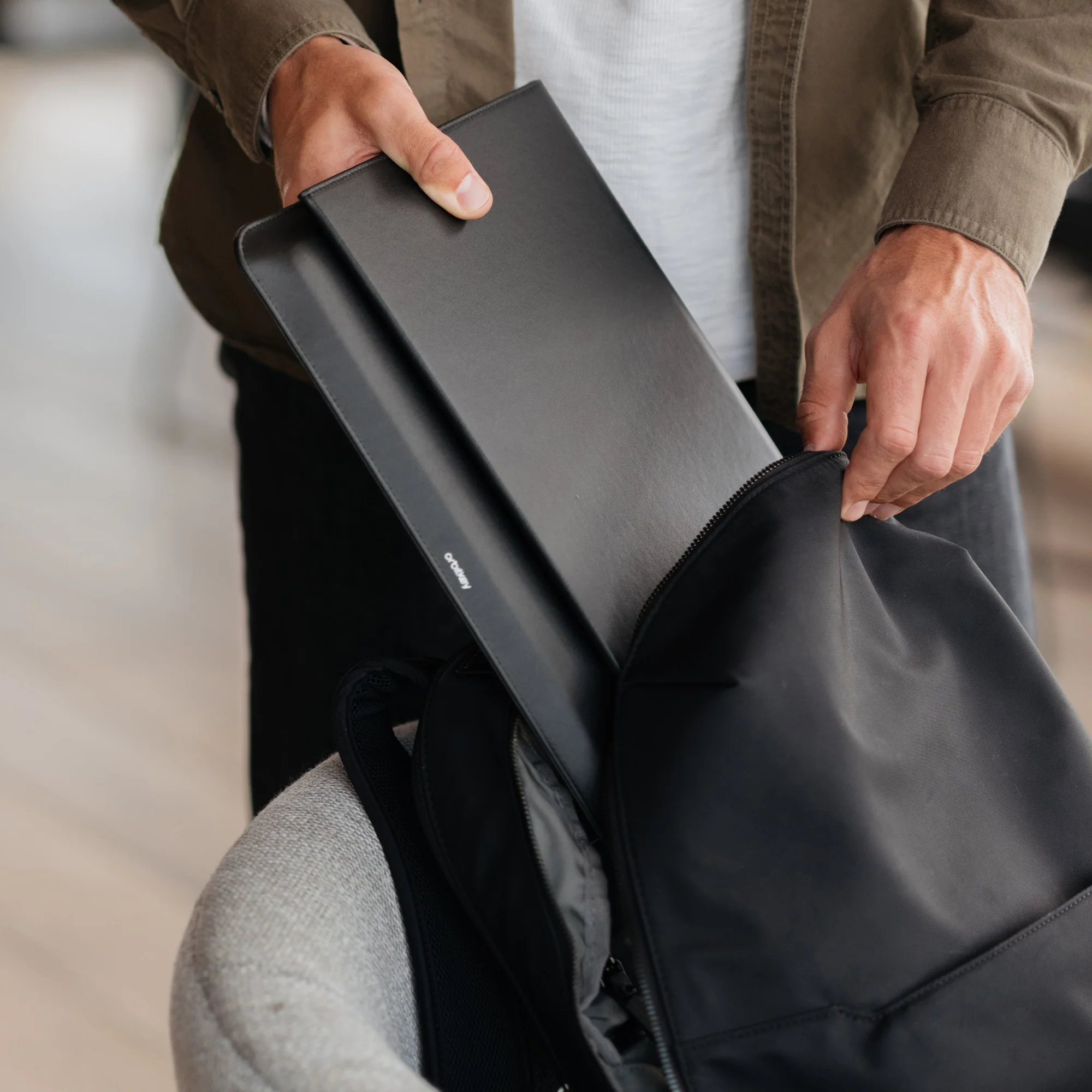 Hybrid Laptop Sleeve - Black - Image 17